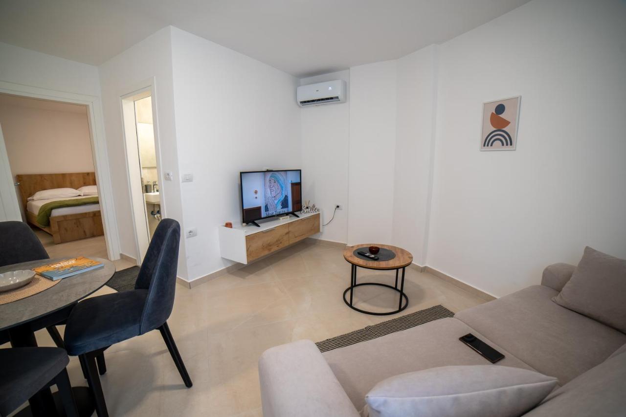 Sea Apartments 123 Sarande Exterior photo
